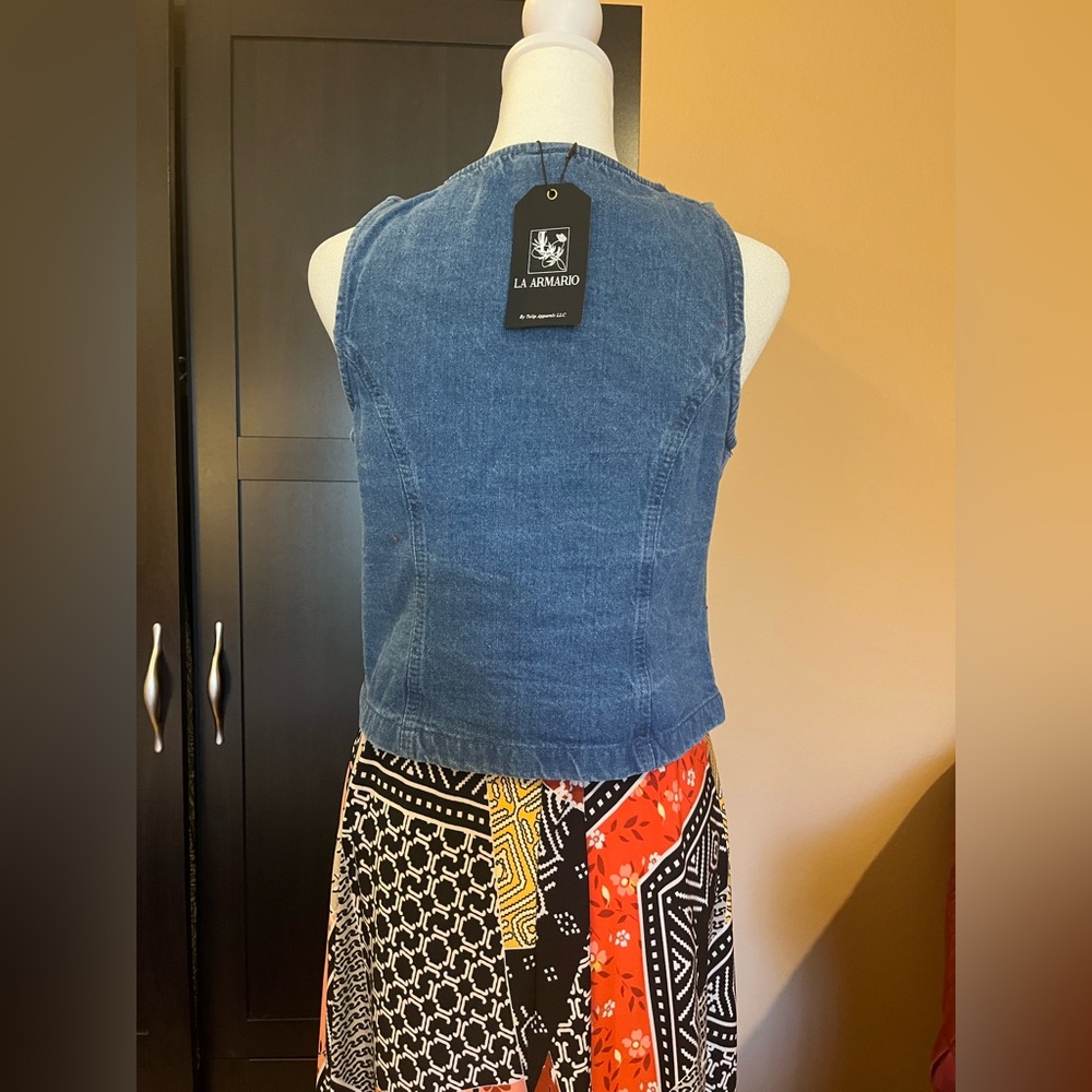 La Armario denim lace-up vest top with blue strings in front. Blue. Size M. NWT - Picture 5 of 11